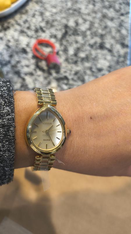 Customer carousel item 1.