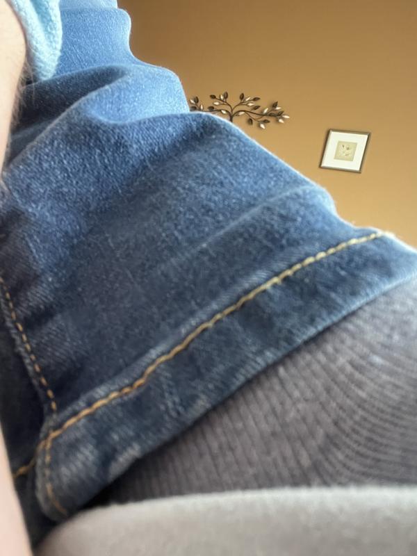 A bit loser than the clingy ones they sell. 👍😁