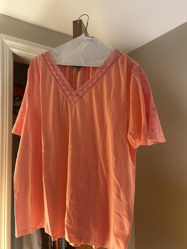 Photo from Loves to Shop