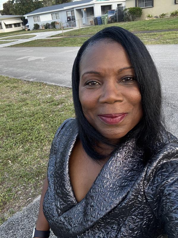 Quick selfie before heading out!