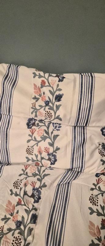 Customer carousel item 8.