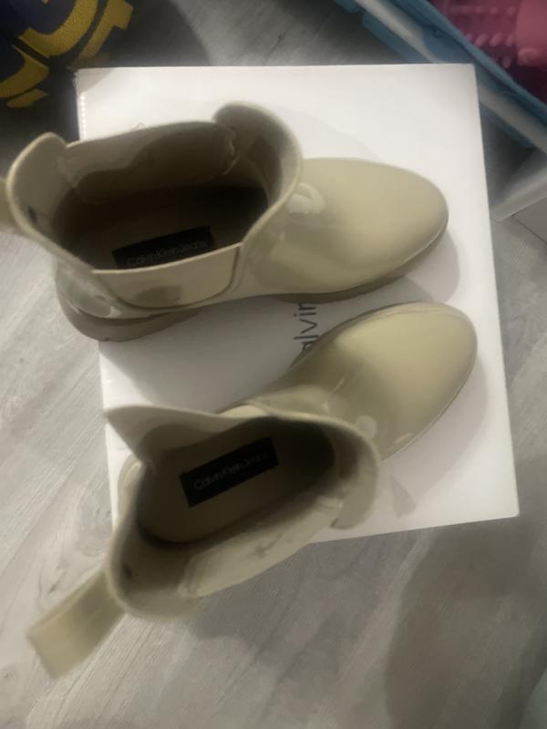 Customer carousel item 1.