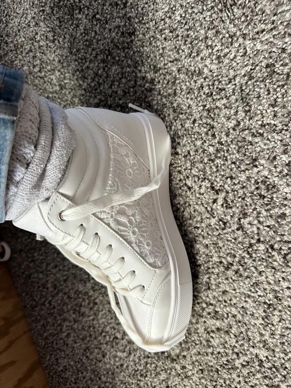 Customer carousel item 2.