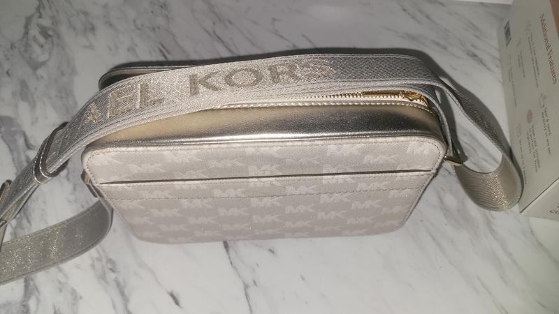 Customer carousel item 5.