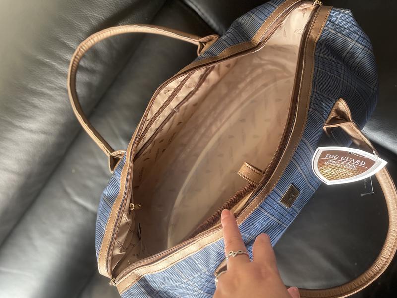 Customer carousel item 8.