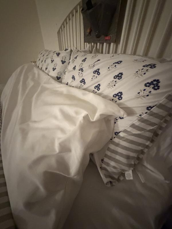 Customer carousel item 11.