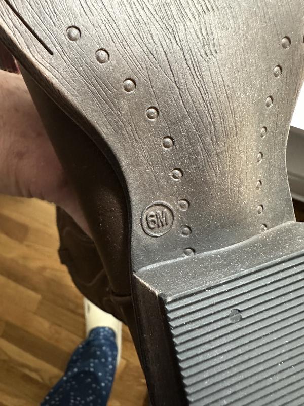 Im not happy right now. Thinking not making business with Macys at all.