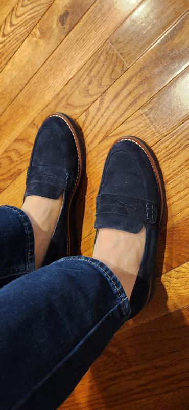 Nice, comfortable "blue suede shoes"!