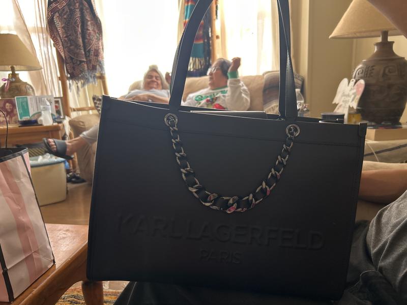 Customer carousel item 1.