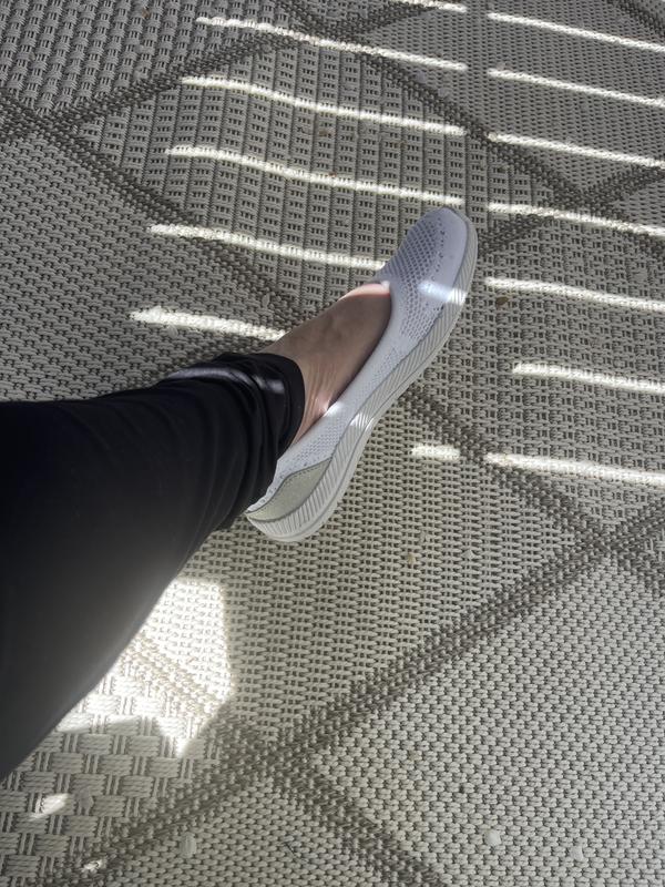 Customer carousel item 1.