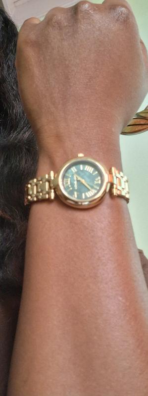 Customer carousel item 1.