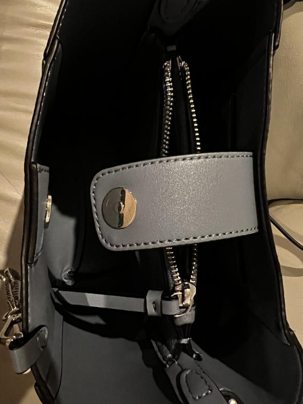 Opened zipper compartment.