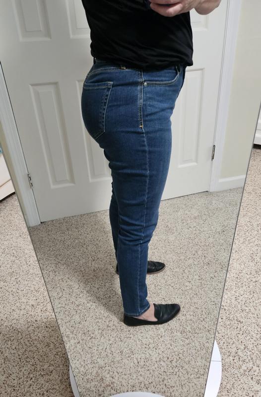 Plenty of room for larger backsides