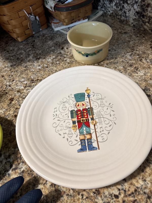 Nutcracker plate