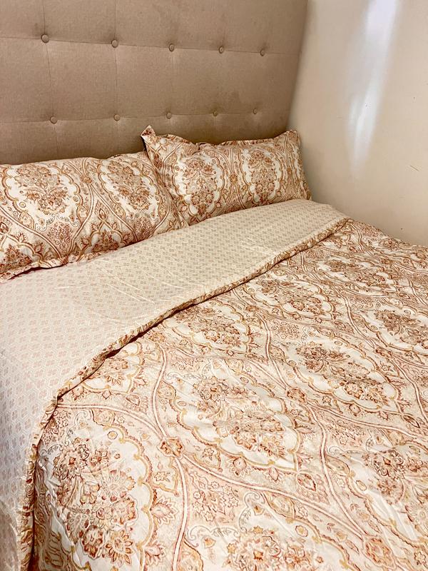 Customer carousel item 1.