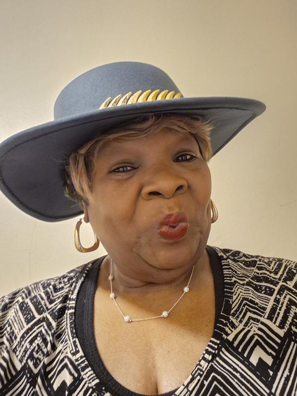 Customer carousel item 1.