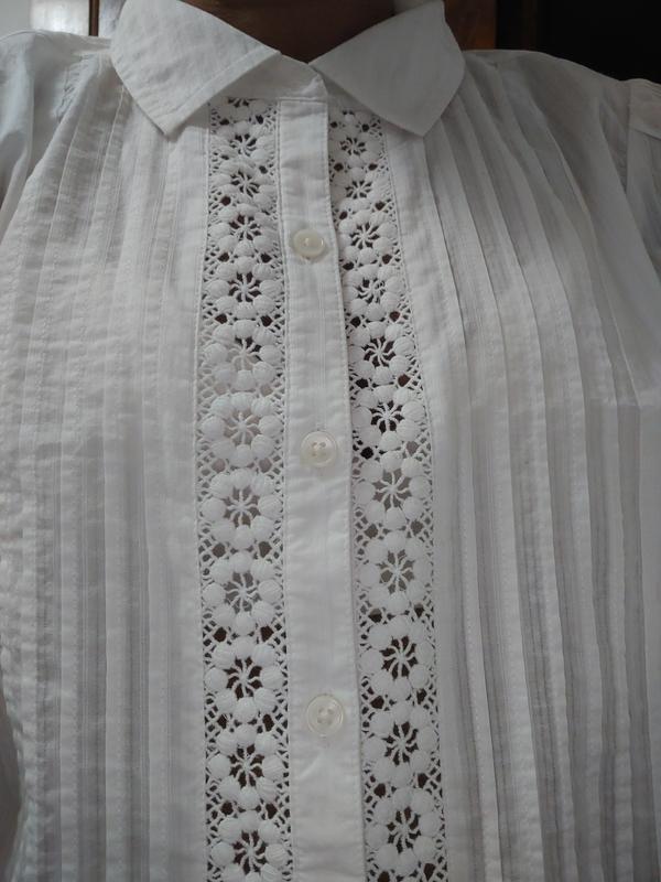 Close up of front detail