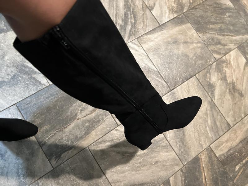Stylish toe and roomy