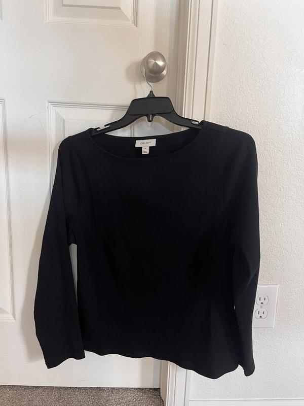 Black Top with Boatneck