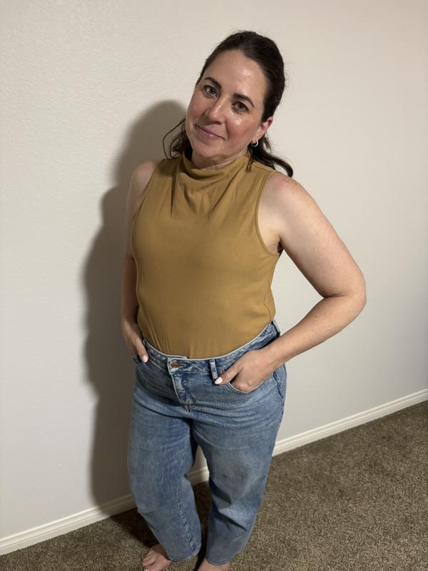 Customer carousel item 3.