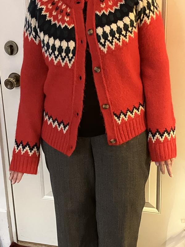 At 5’4”, the sleeves should not be this long!