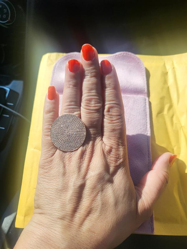 My new ring, loving it!!