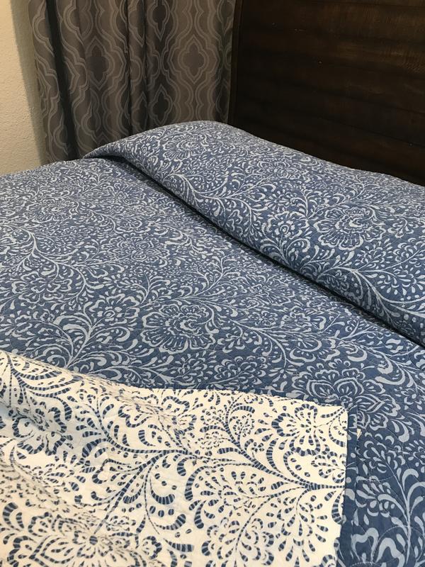 Two color options with reversible quilt