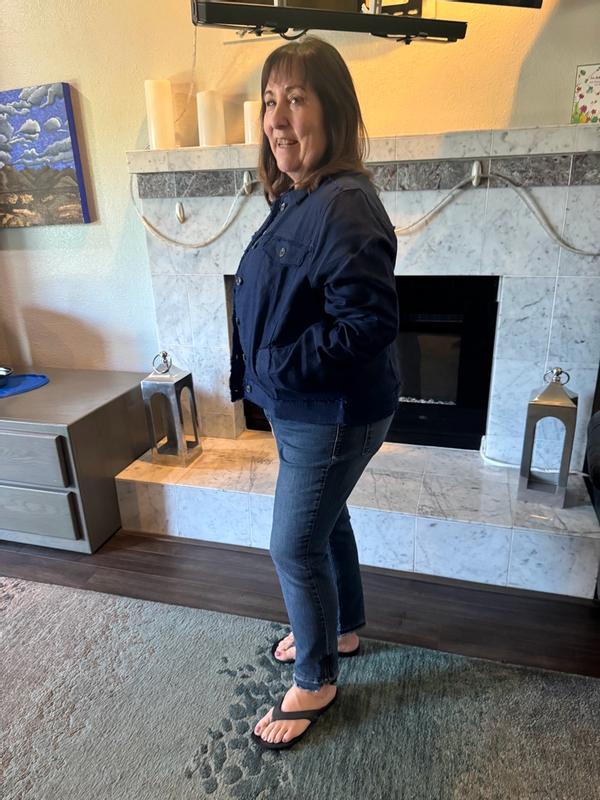 Customer carousel item 3.