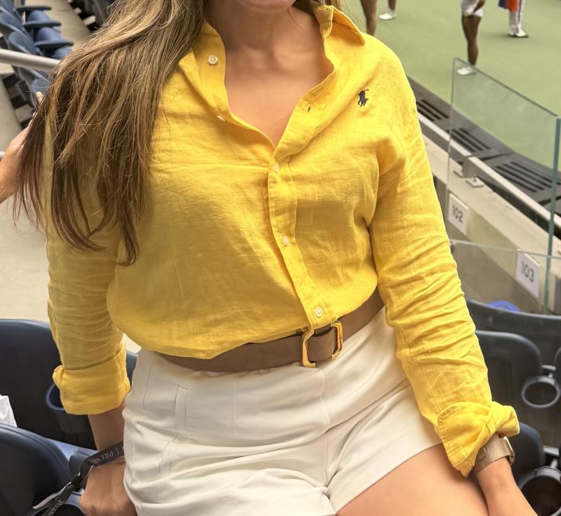 Beautiful shirt. Such nice color matching with a great belt too.