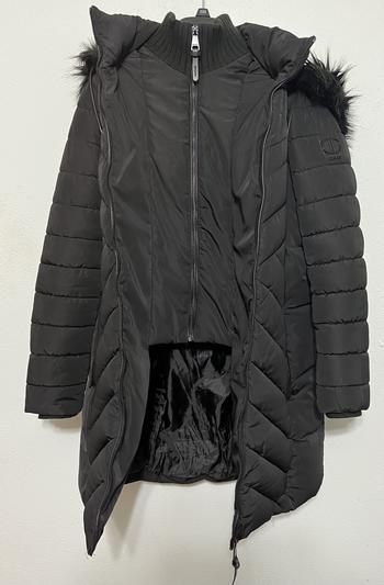 Front of parka with inner layer zipped and outer layer unzipped