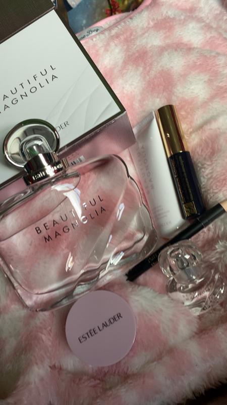 Perfume + Makeup Bag with the purchase