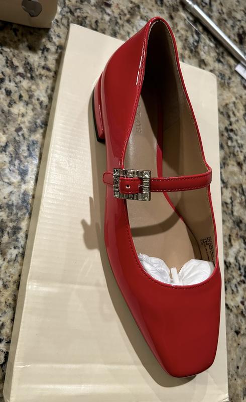 Great holiday shoe to add a pop of color
