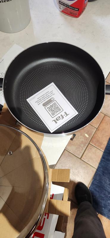 you can see it is flat by the handle