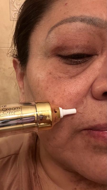 Customer carousel item 6.