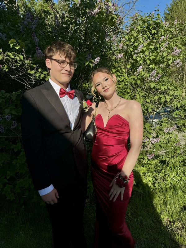 Prom theme “Hollywood Glamour”