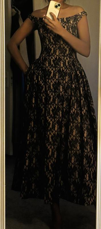 Customer carousel item 1.