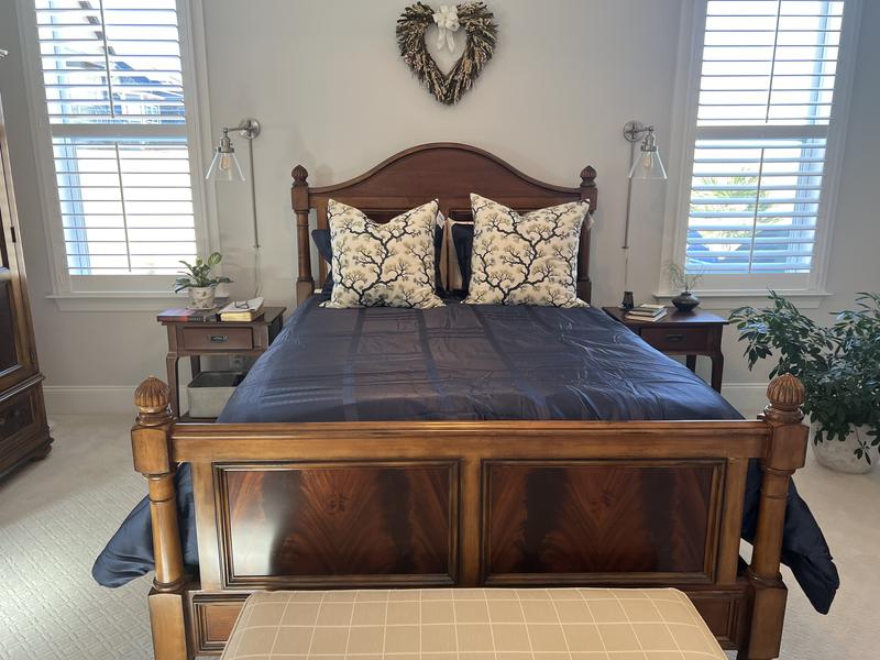 Customer carousel item 12.