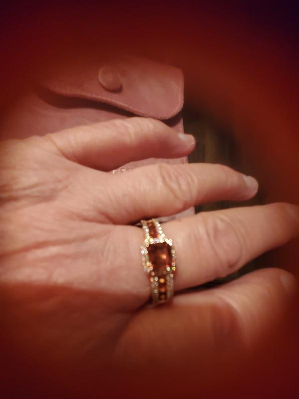 Customer carousel item 11.