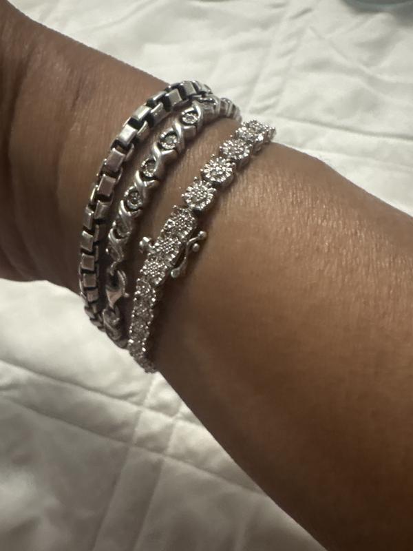 Diamond tennis bracelet