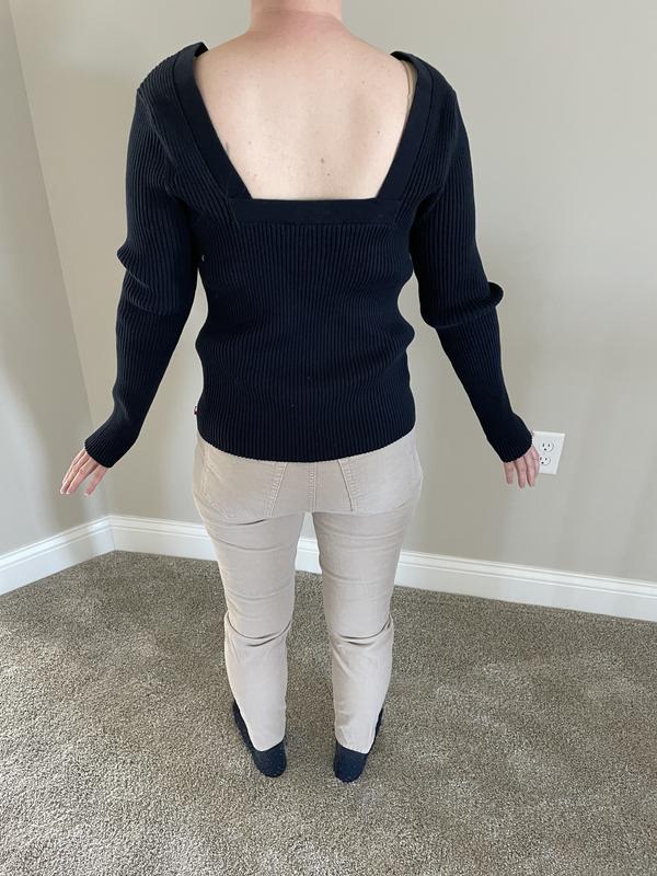 Nice square neckline