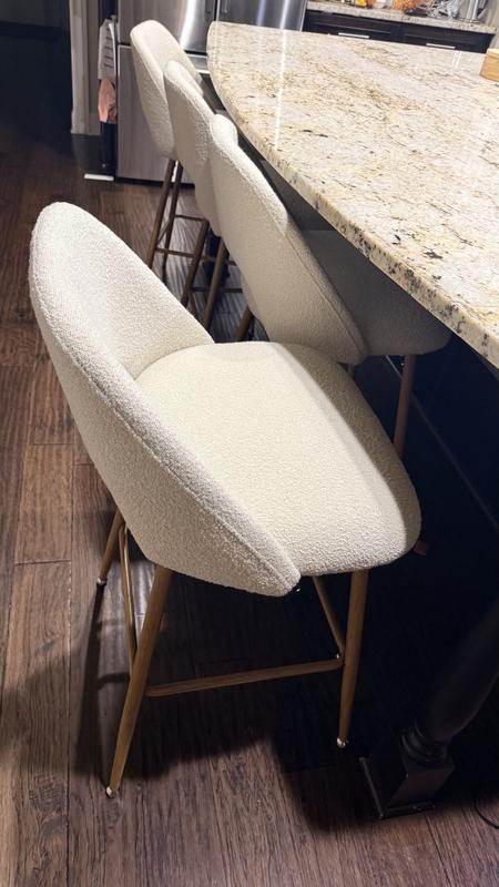 Customer carousel item 1.