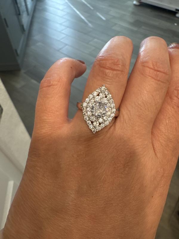 It sparkles so beautifully