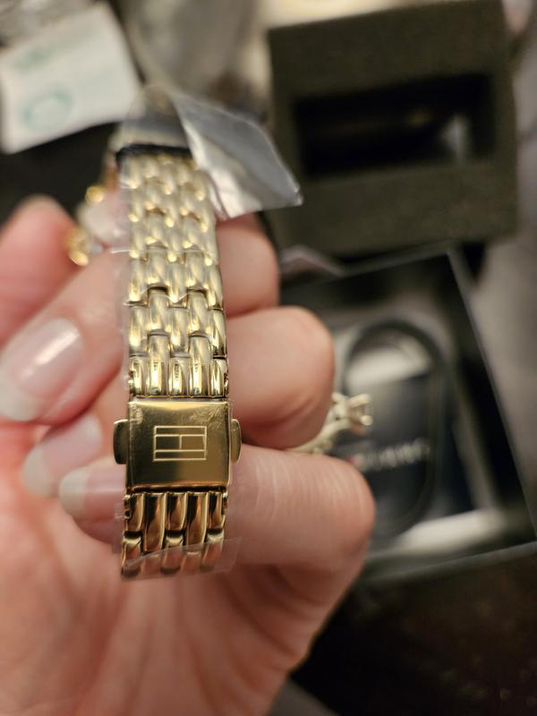 Customer carousel item 9.