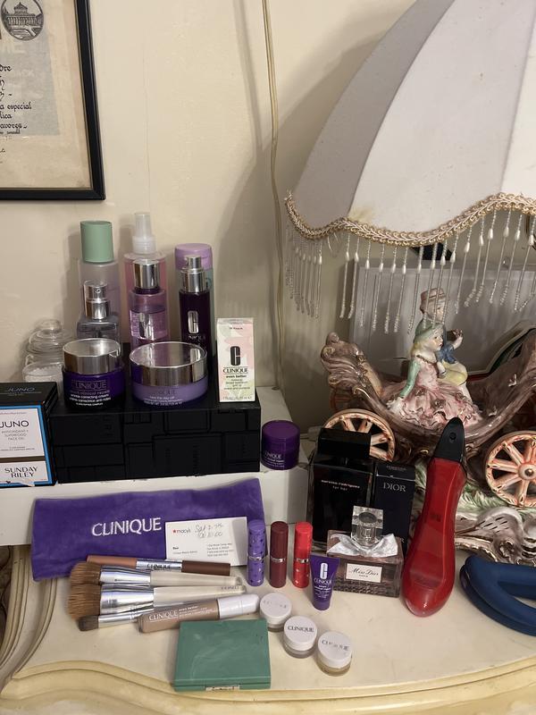 Customer carousel item 1.