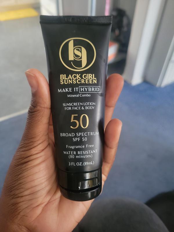 Black people the best sunscreen for us. It doesn't leave the white coat like other sunscreen's dew. It's perfect for black skin. And anybody else.
