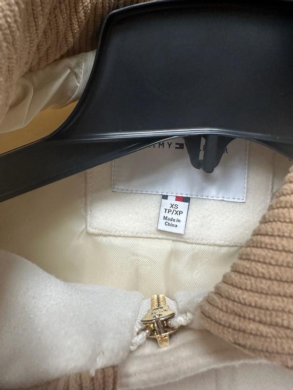 Customer carousel item 3.