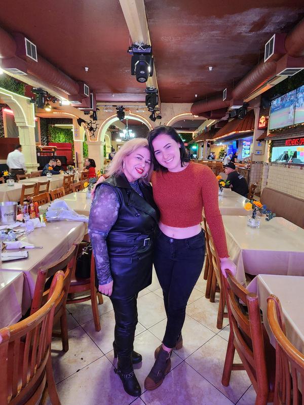 Customer carousel item 4.