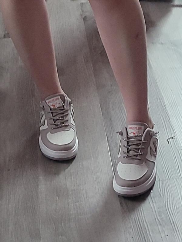 Customer carousel item 3.