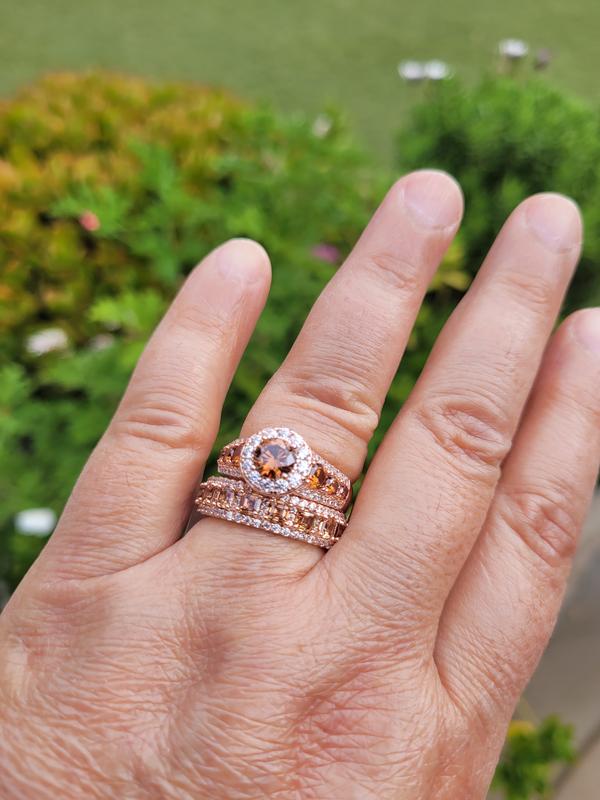 Customer carousel item 10.