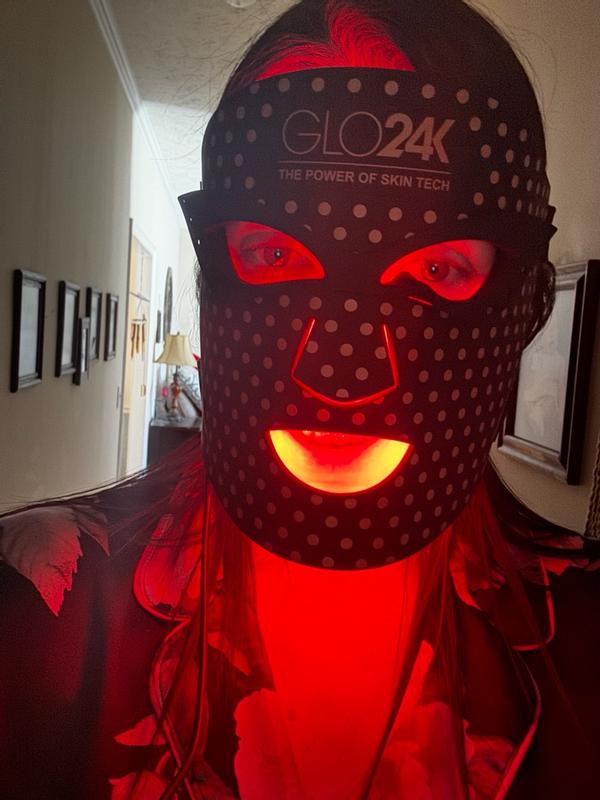 Customer carousel item 6.